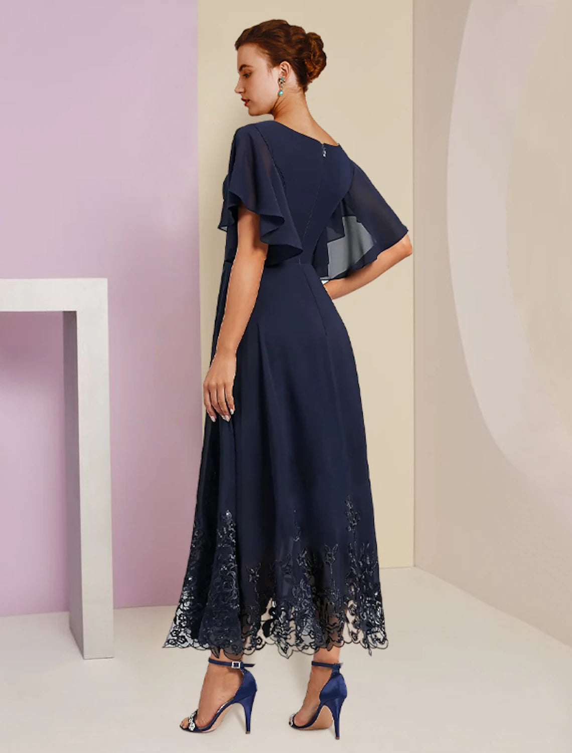 Wholesale  A-Line Mother of the Bride Dress Formal Fall Wedding Guest Elegant V Neck Tea Length Chiffon Lace Short Sleeve with Appliques Crystal Brooch